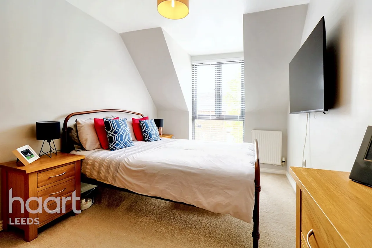 Beeston Way, Castleford, WF10, photo 12