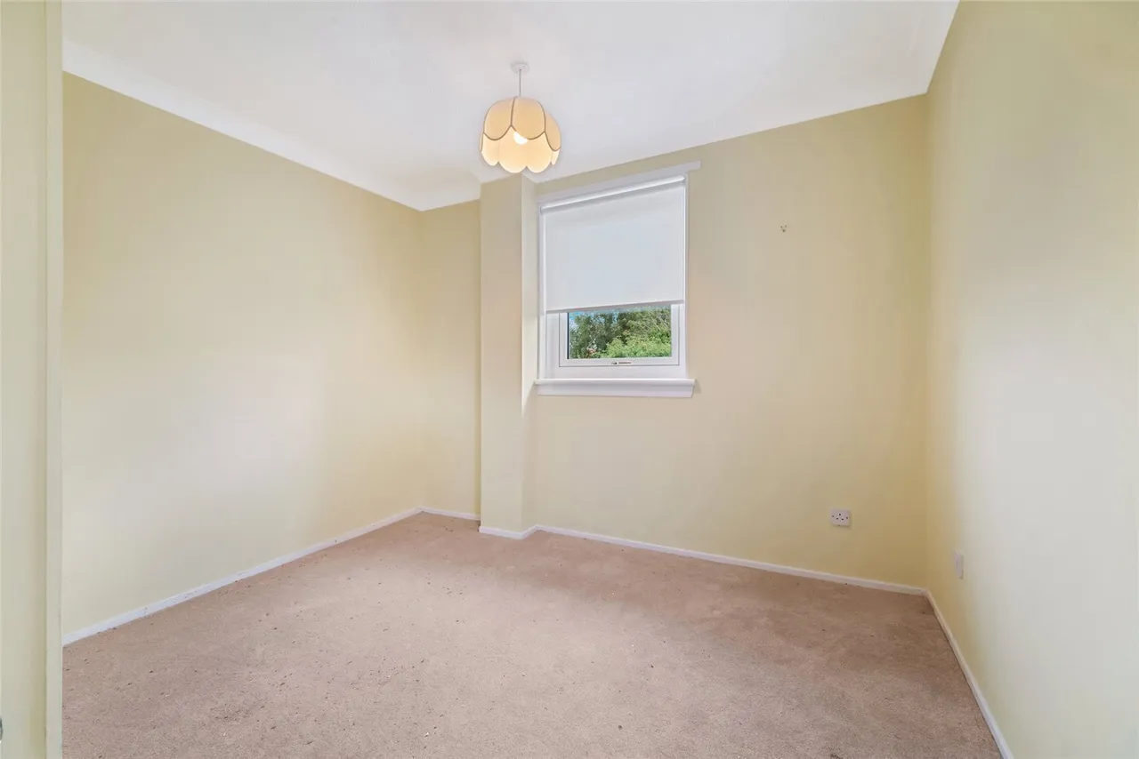 Ryemount Road, Barmulloch, G21, photo 16