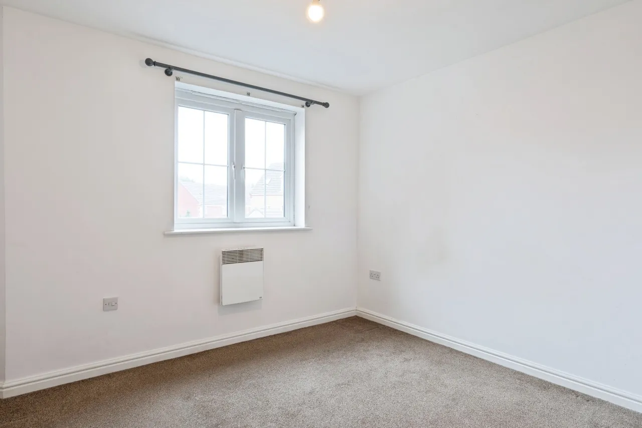 Six Mills Avenue, Gorseinon, SA4, photo 16