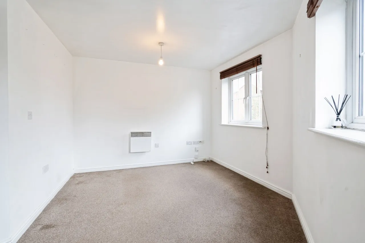 Six Mills Avenue, Gorseinon, SA4, photo 3