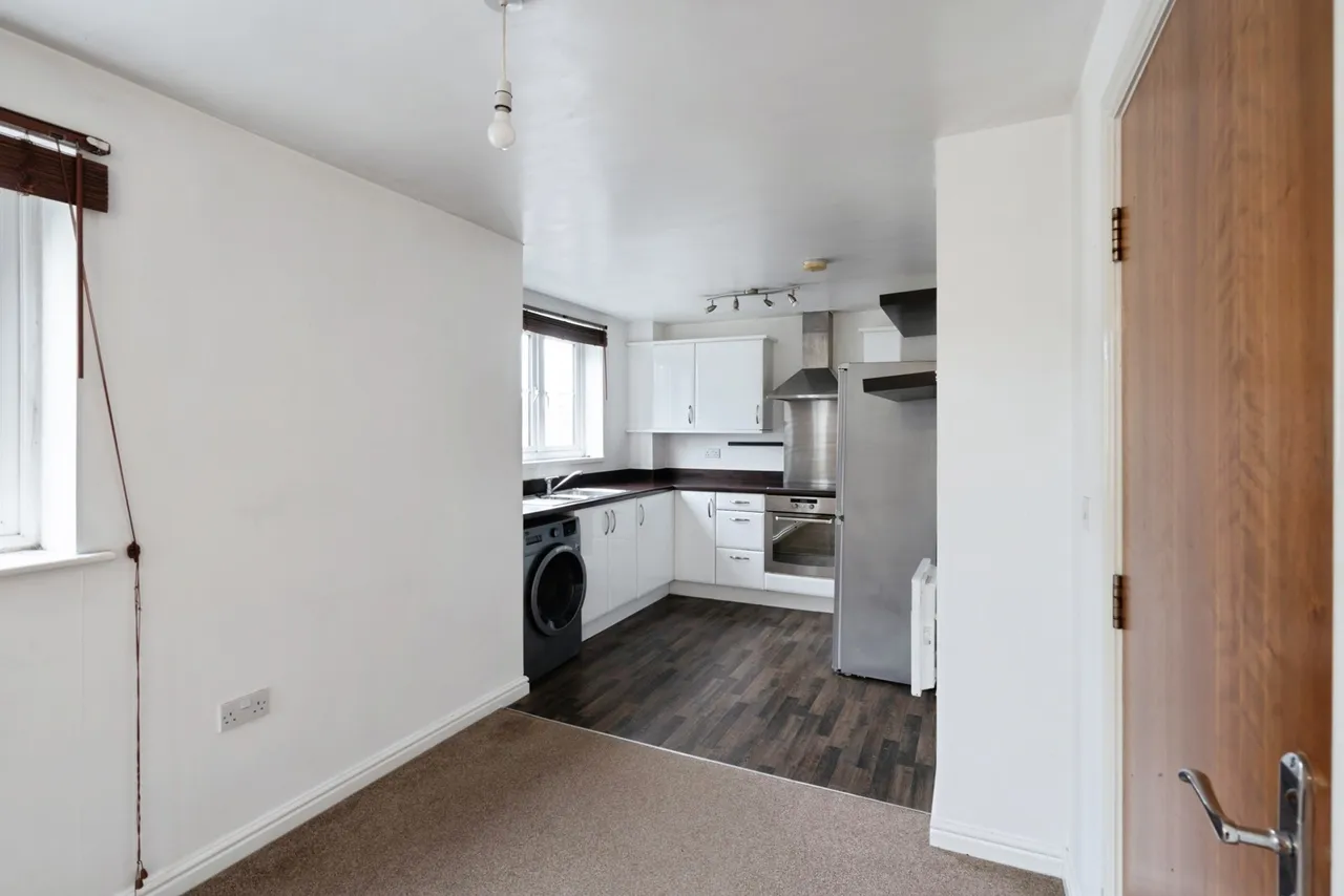 Six Mills Avenue, Gorseinon, SA4, photo 7