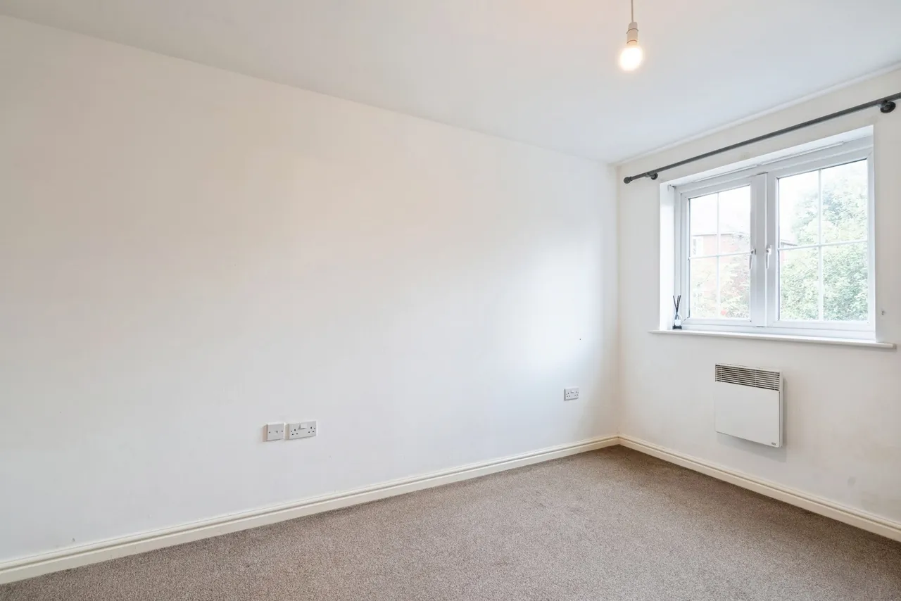 Six Mills Avenue, Gorseinon, SA4, photo 10