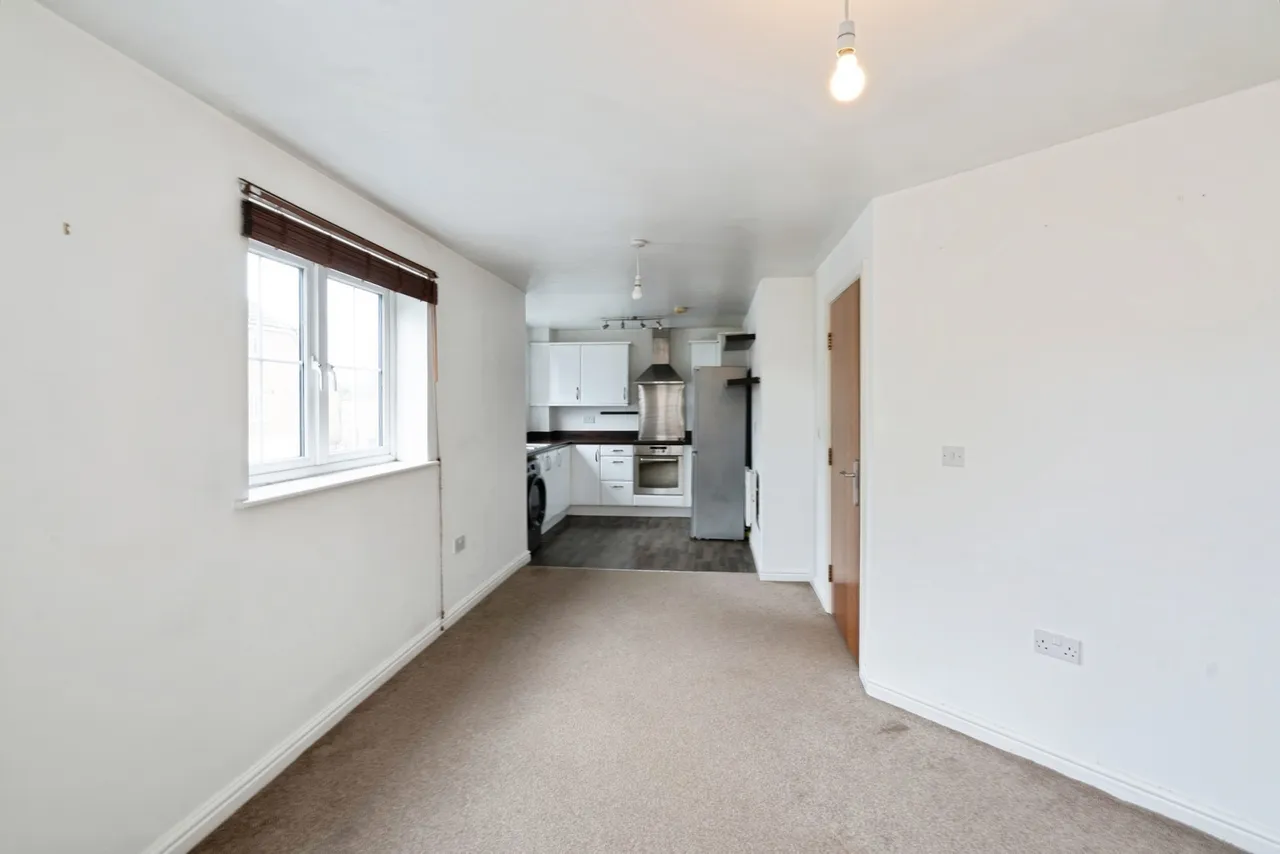 Six Mills Avenue, Gorseinon, SA4, photo 6