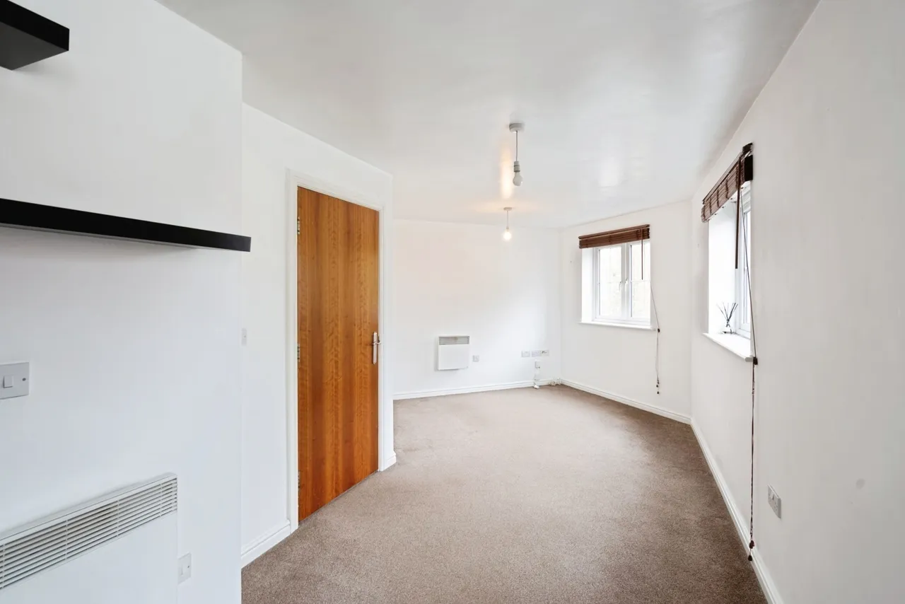 Six Mills Avenue, Gorseinon, SA4, photo 8
