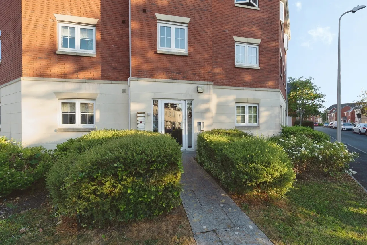 Six Mills Avenue, Gorseinon, SA4, photo 17