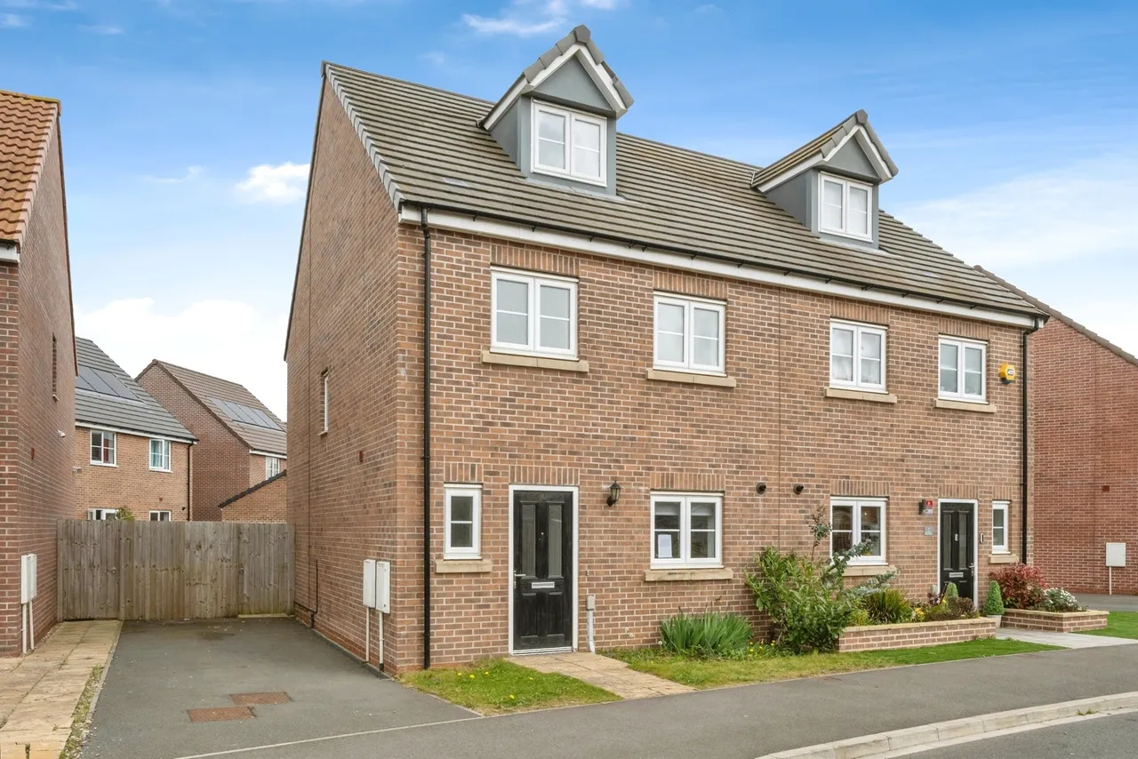 4 bed house for sale, Arlington Road, Hatfield, DN7