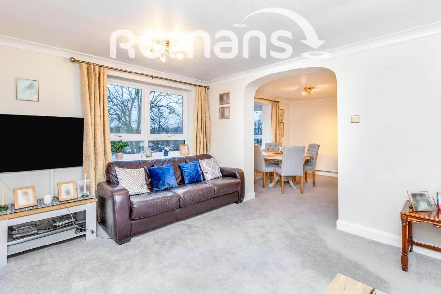2 bed flat to rent, Osborne Road, Windsor, SL4