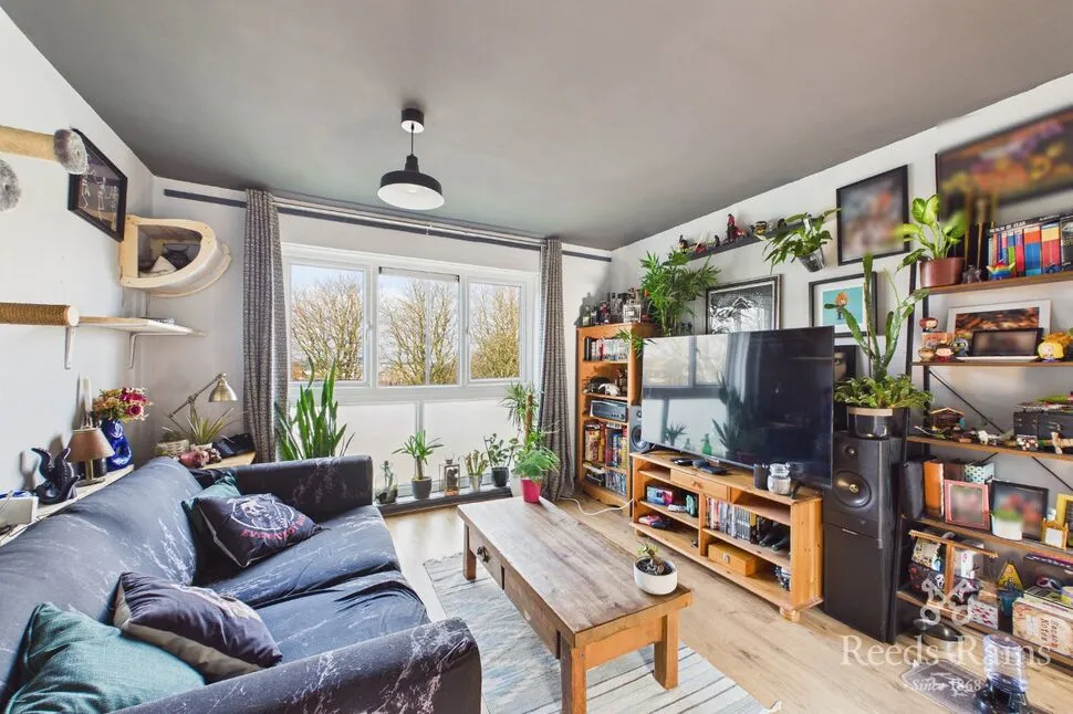 Firshill Crescent, Sheffield, S4, photo 2