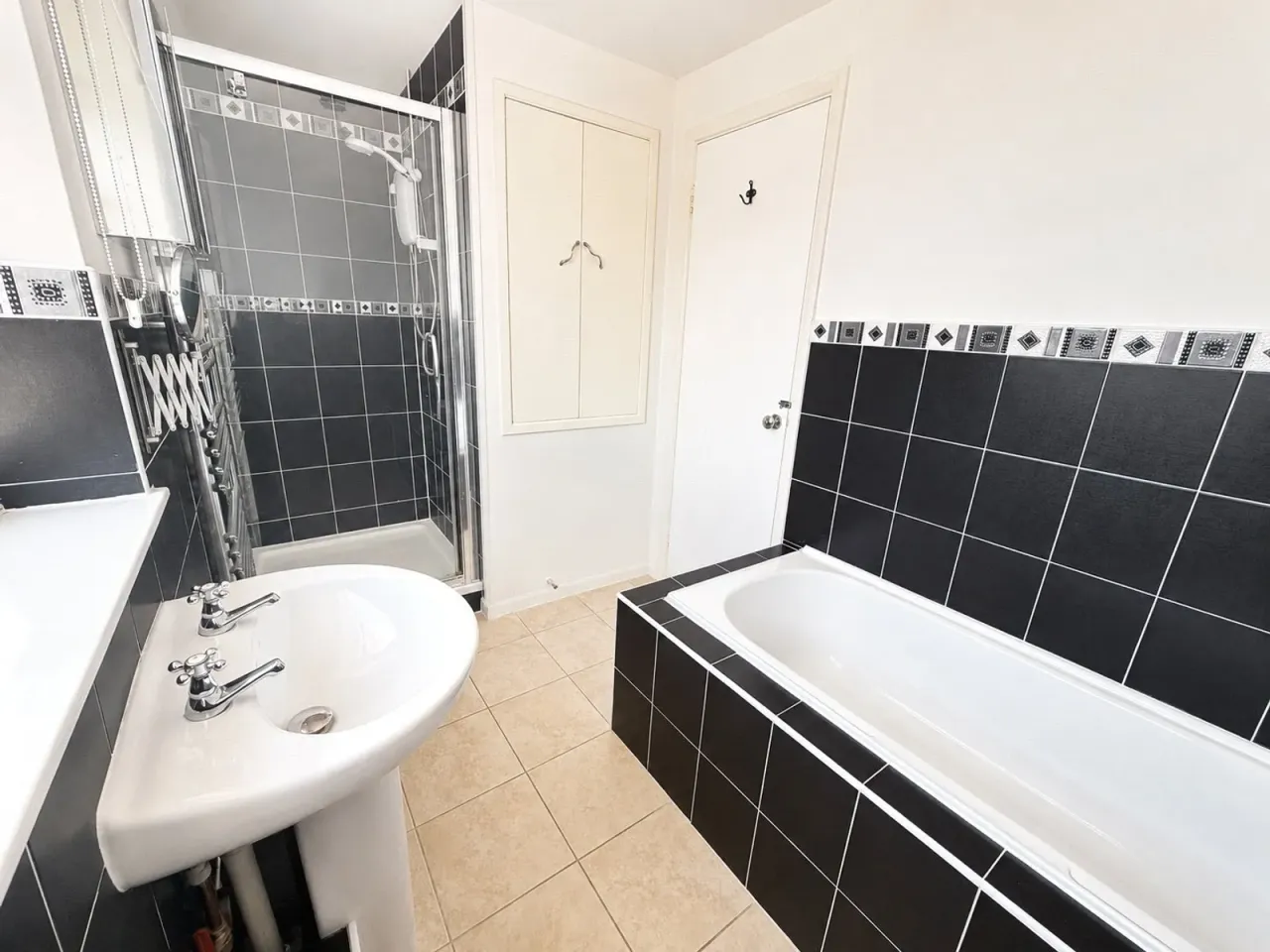 Summerfields Avenue, Hailsham, East Sussex, BN27, photo 7