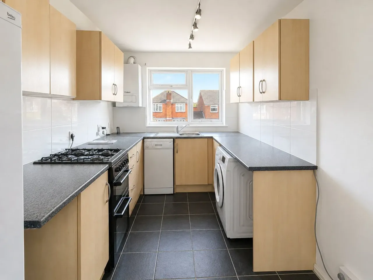 Summerfields Avenue, Hailsham, East Sussex, BN27, photo 5