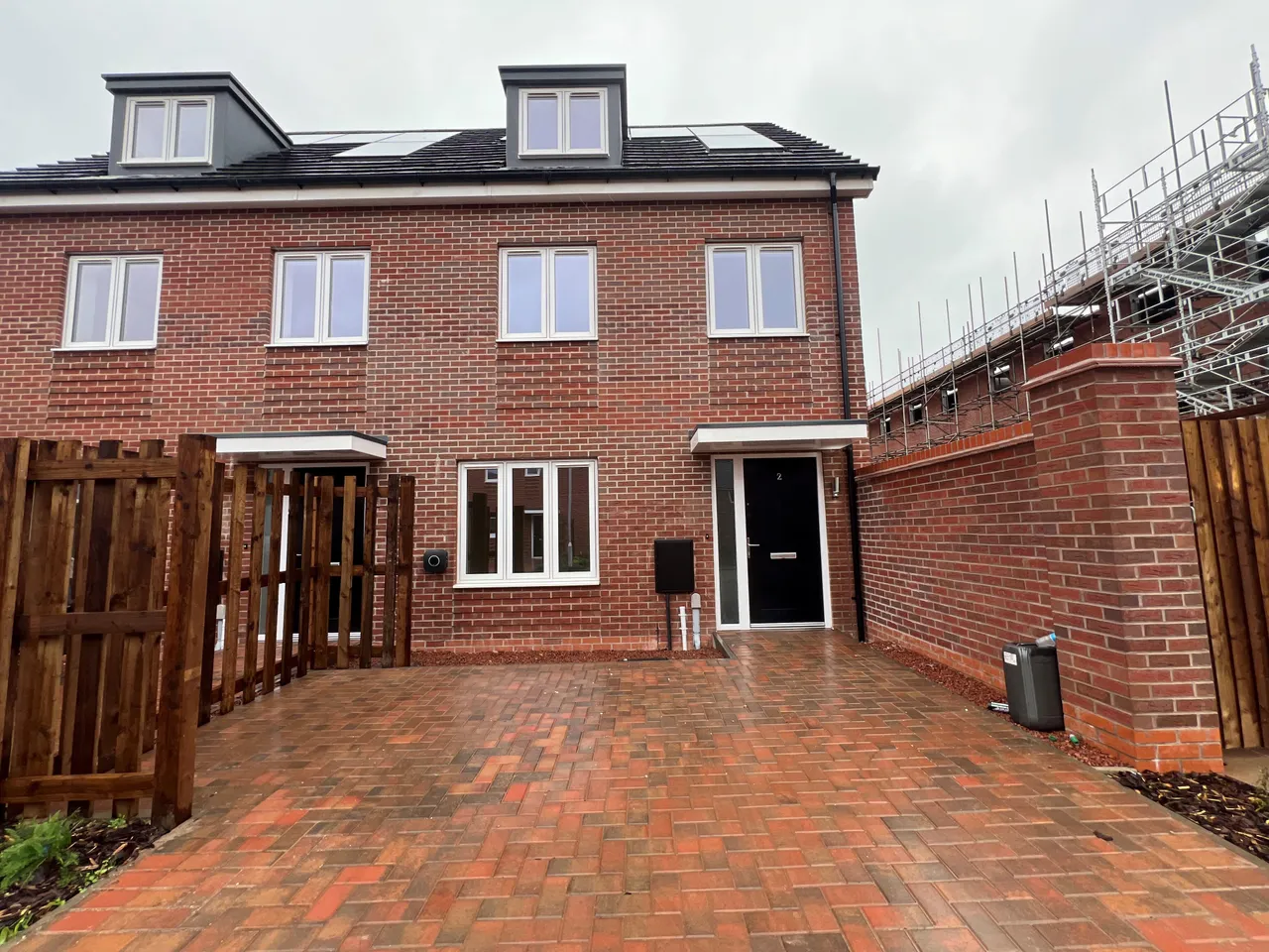 4 bed house to rent, Lock Loop Way, Birmingham, B16