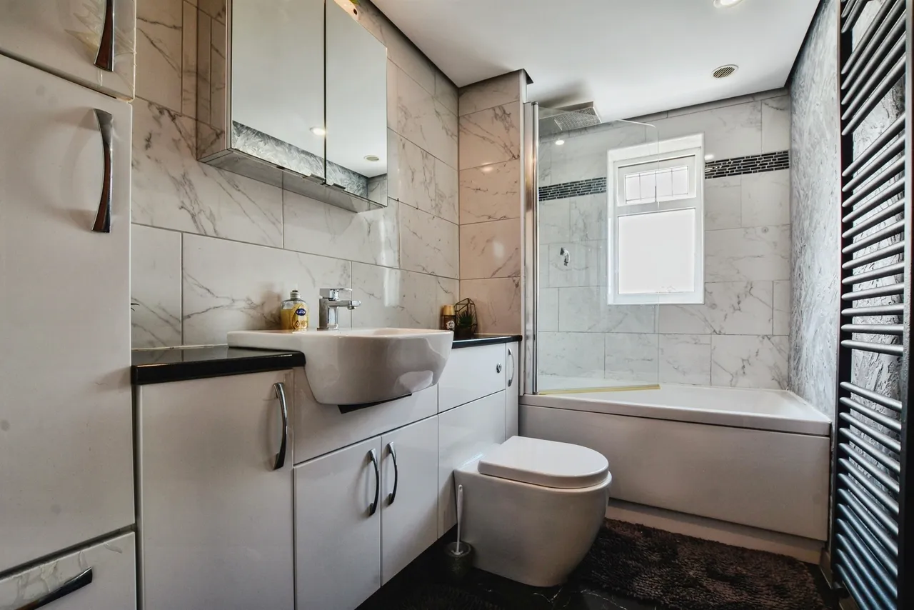 Leverett Road, Boston, PE21, photo 3