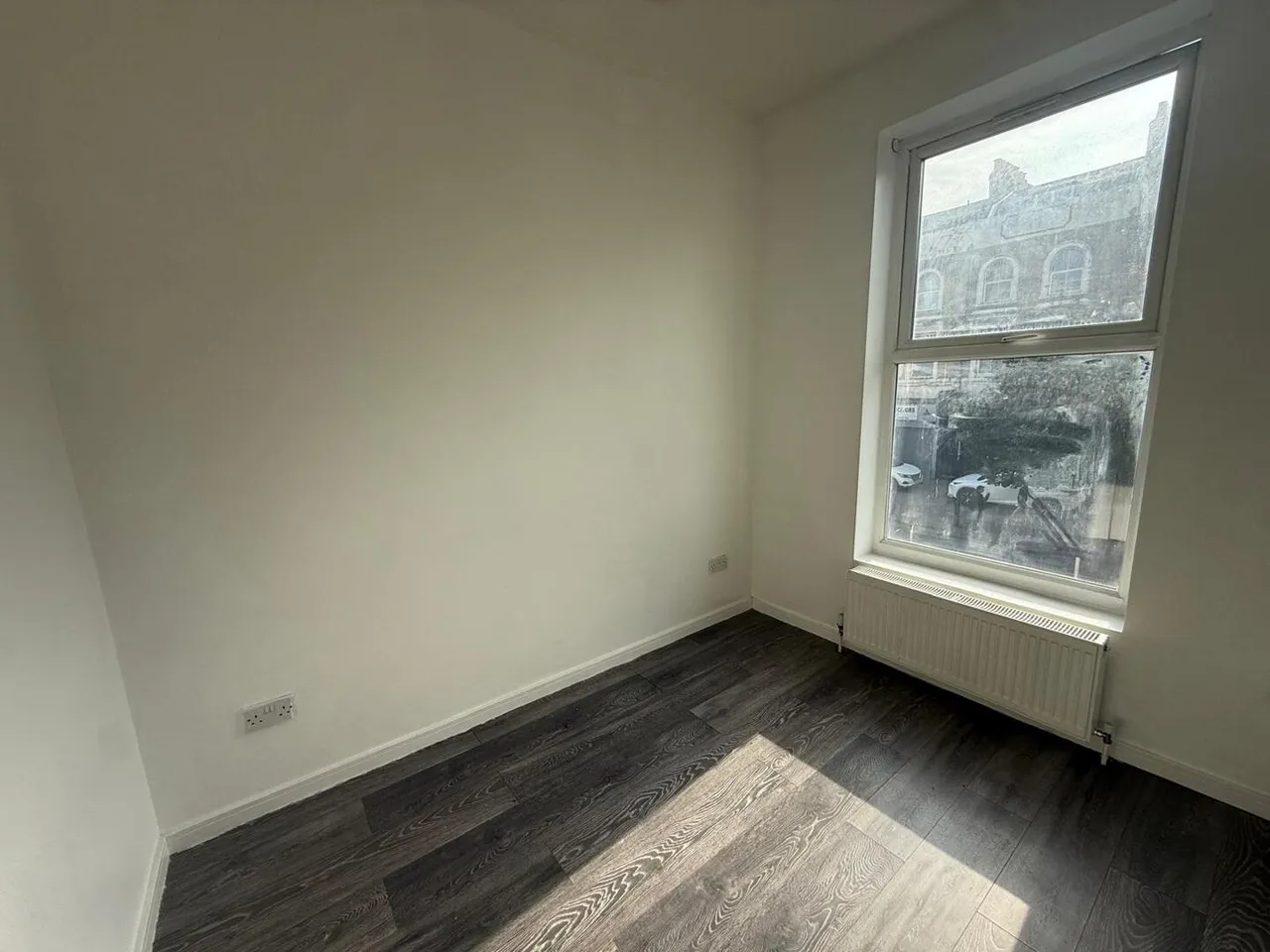 Seven Sisters Road, London, N4, photo 7