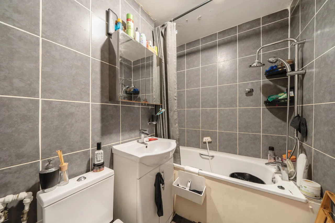24 Hevelius Close, London, photo 8