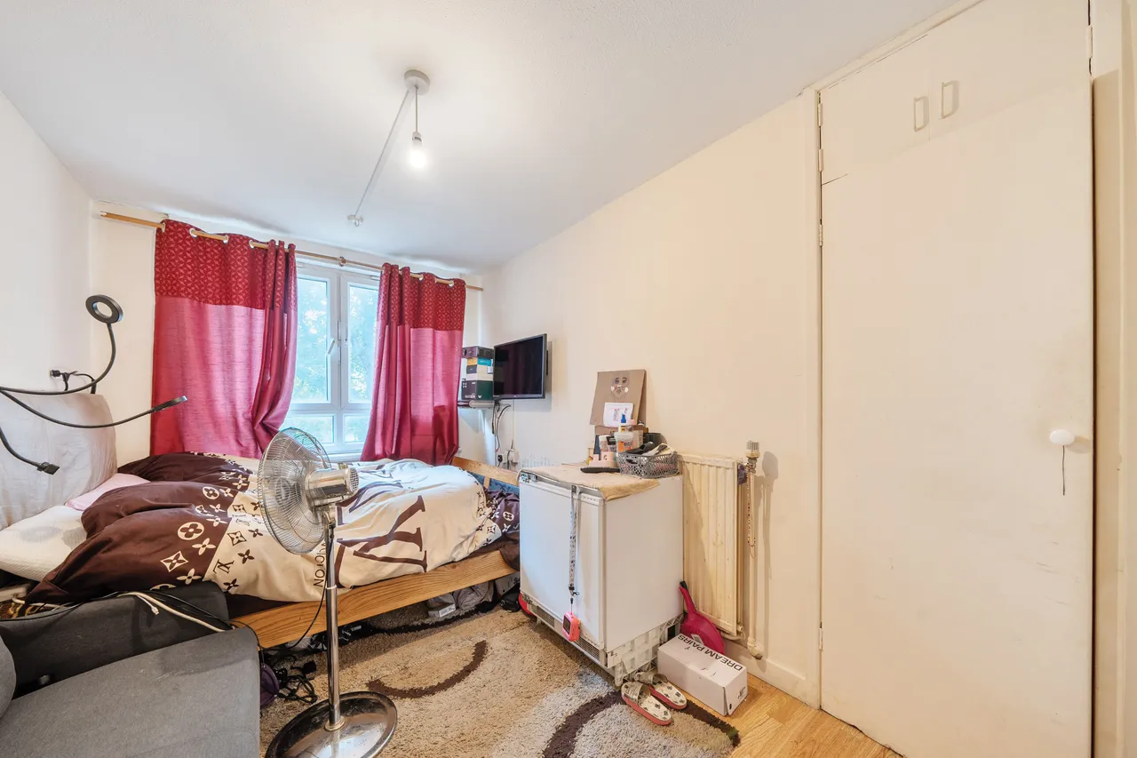 24 Hevelius Close, London, photo 6