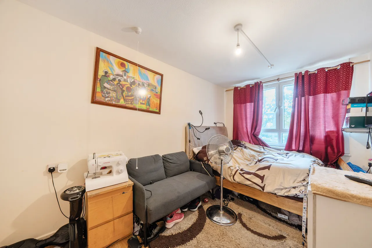 24 Hevelius Close, London, photo 7