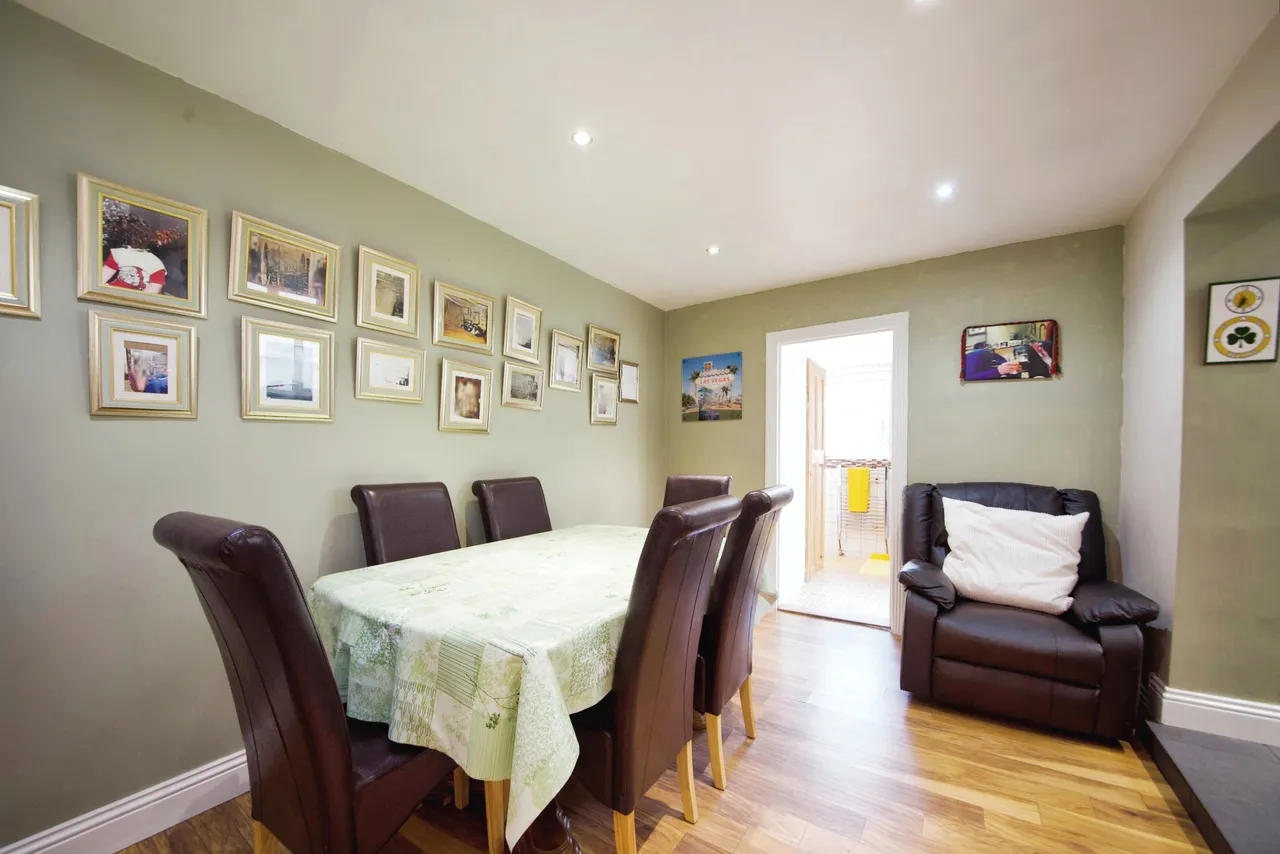Murchison Road, London, E10, photo 10