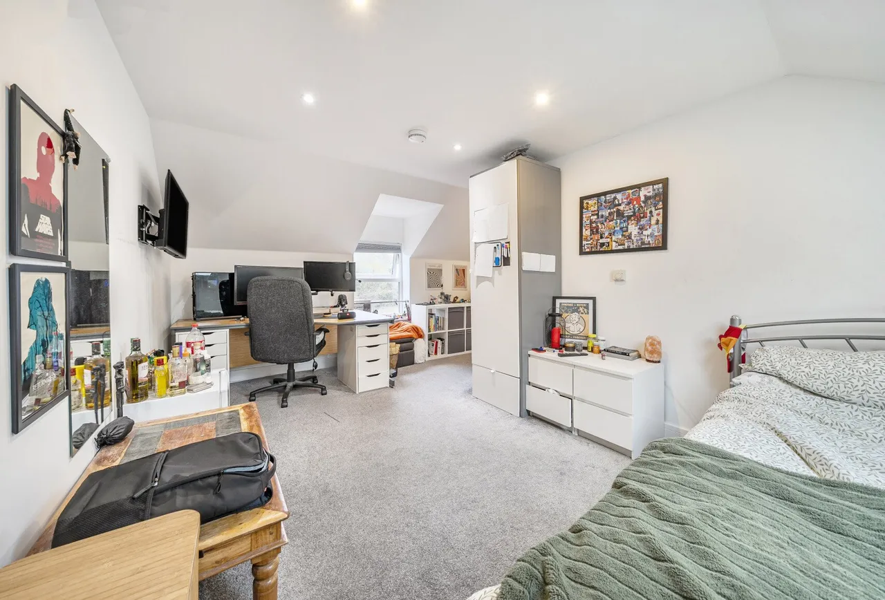 Filton Lane, Gloucestershire, Stoke Gifford, BS34 8QN, photo 5