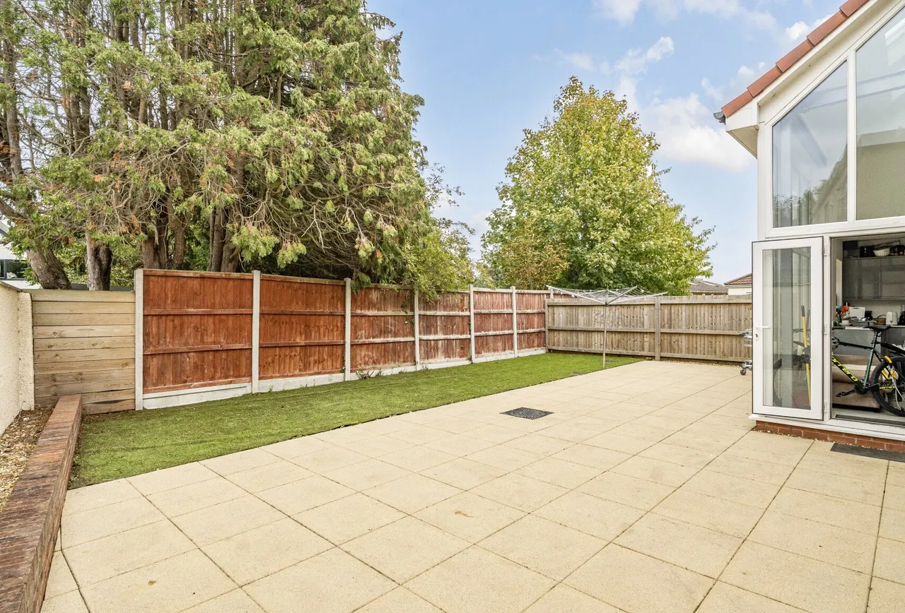 Filton Lane, Gloucestershire, Stoke Gifford, BS34 8QN, photo 8
