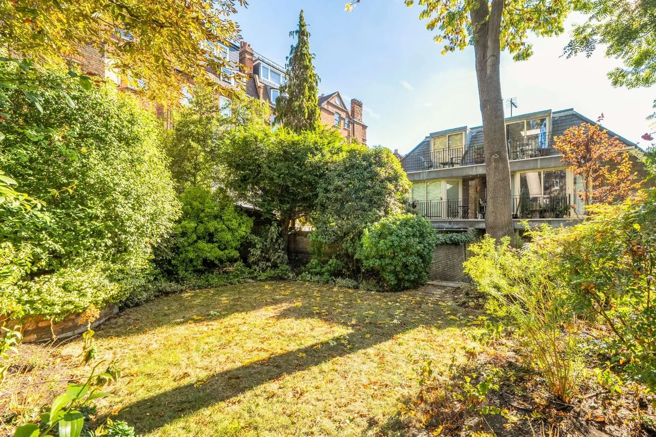 Ellerdale Road, London, NW3, photo 3