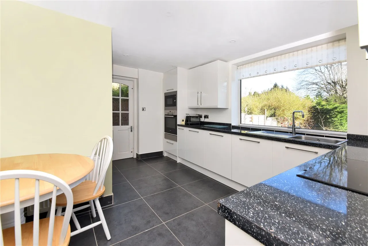 Fir Tree Road, Epsom, KT17, photo 5