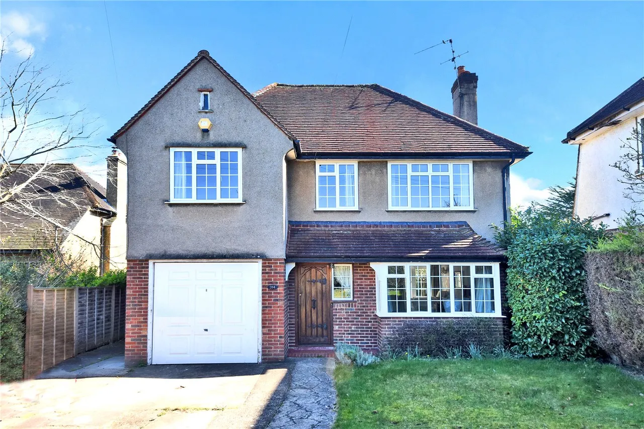 4 bed house for sale, Fir Tree Road, Epsom, KT17
