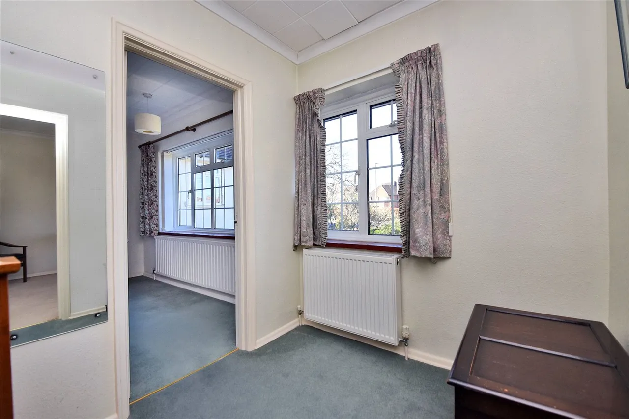 Fir Tree Road, Epsom, KT17, photo 14