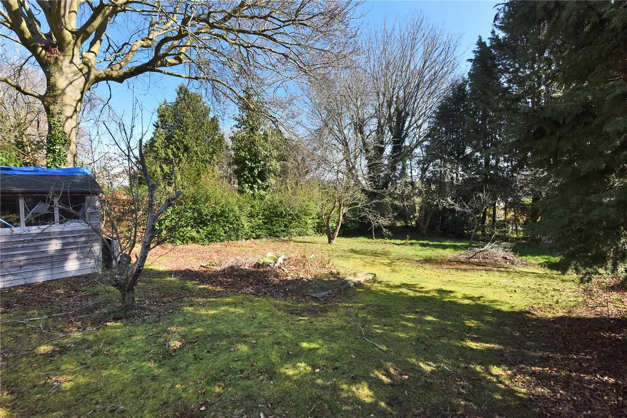 Fir Tree Road, Epsom, KT17, photo 16