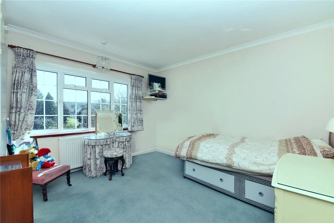 Fir Tree Road, Epsom, KT17, photo 10