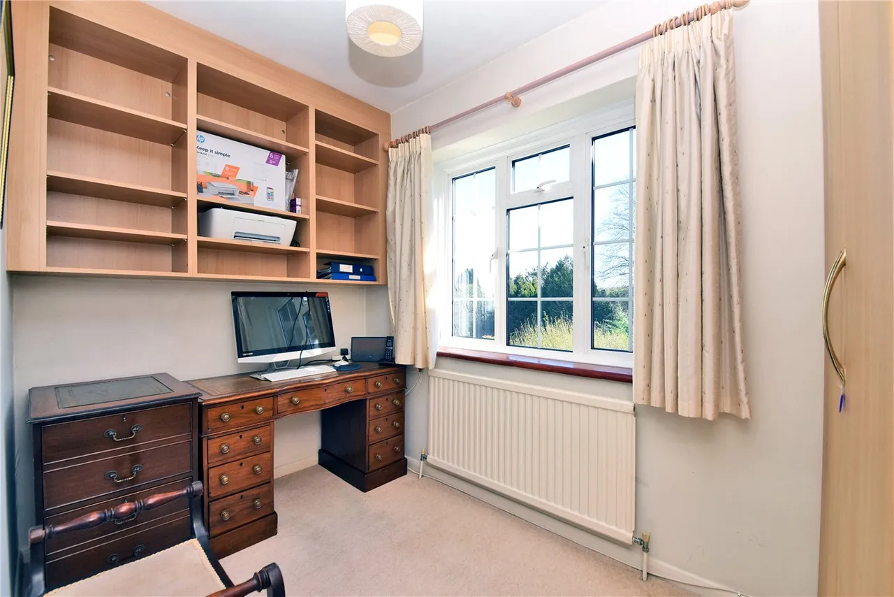 Fir Tree Road, Epsom, KT17, photo 11