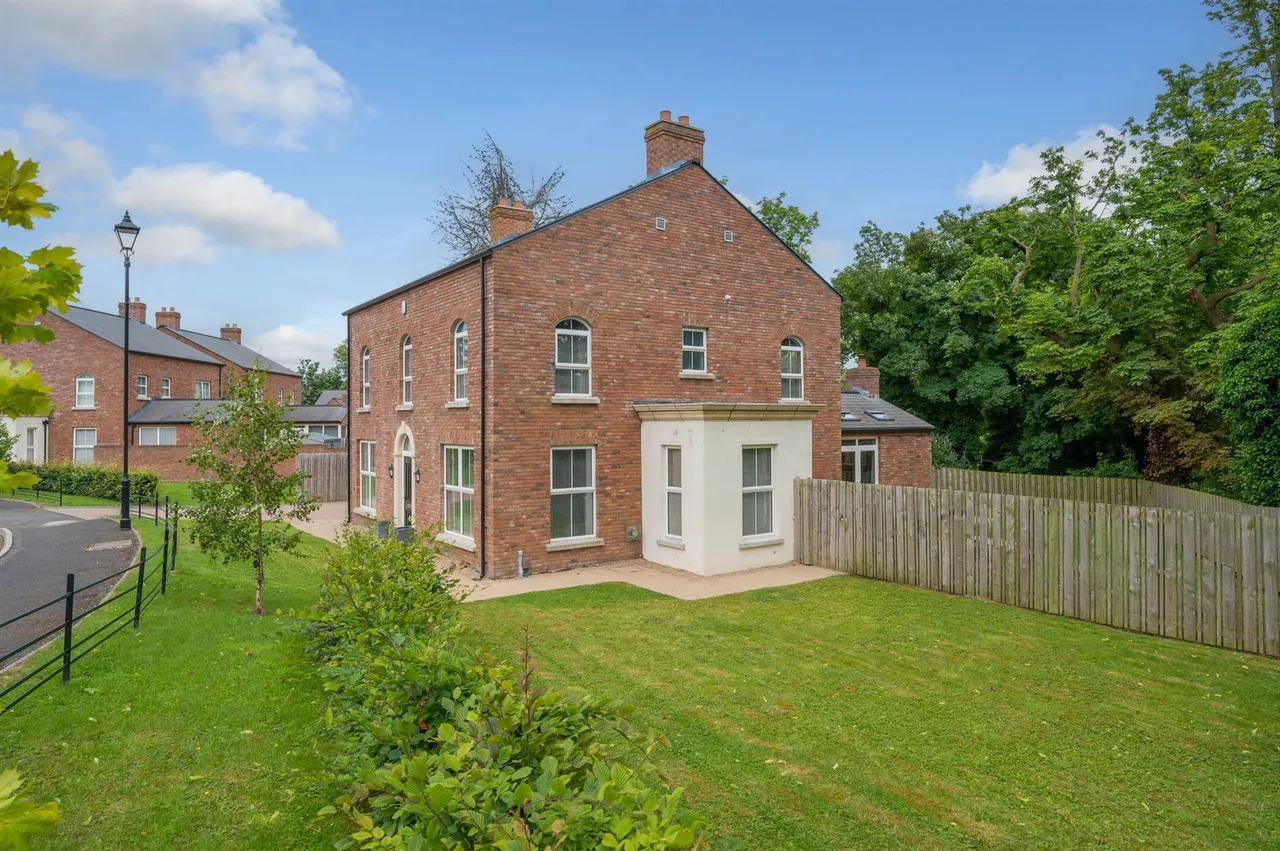 Willowbrook, Whiteabbey, BT37, photo 23