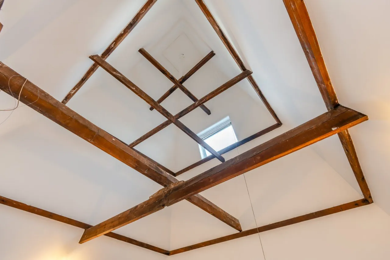 Denstead Oast, Denstead Lane, Chartham Hatch, Kent, CT4 7SH, photo 7