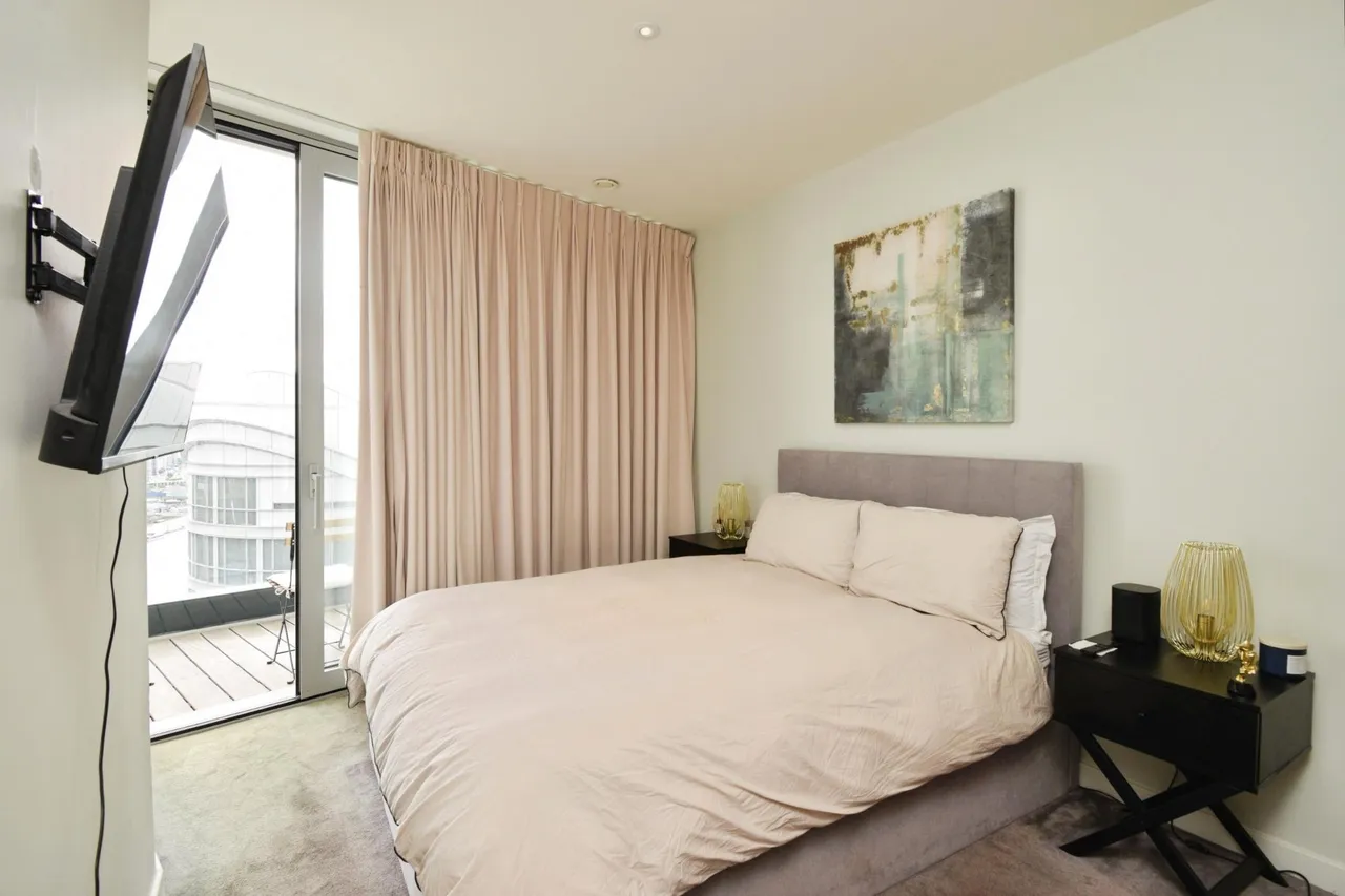 Biscayne Avenue, London, E14, photo 14