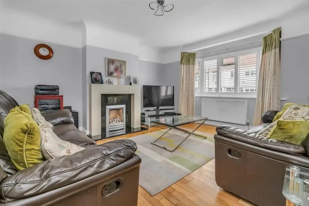 St. James'S Road, London, SE1, photo 2
