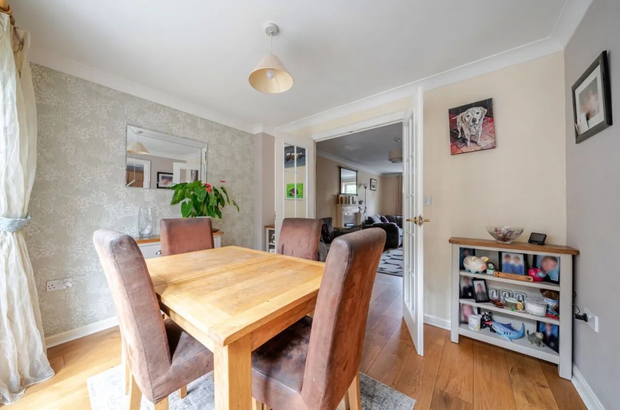Emerald Close, Harrogate, HG1, photo 7