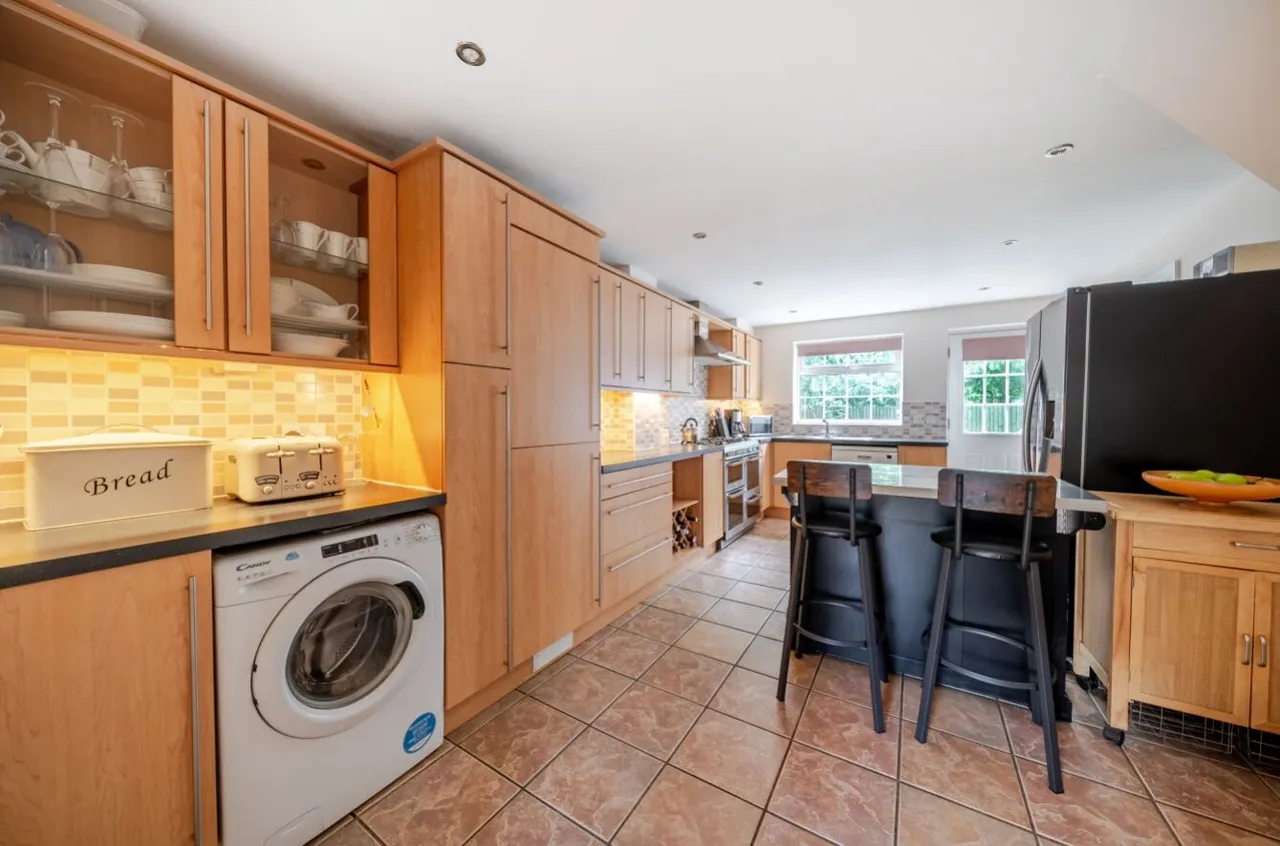 Emerald Close, Harrogate, HG1, photo 10