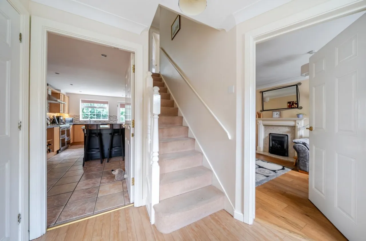 Emerald Close, Harrogate, HG1, photo 5