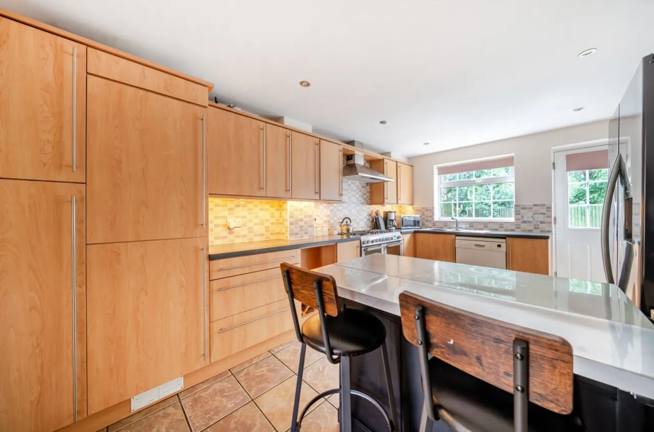 Emerald Close, Harrogate, HG1, photo 9