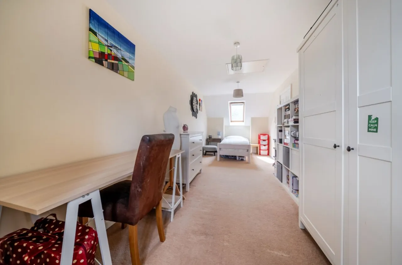 Emerald Close, Harrogate, HG1, photo 25