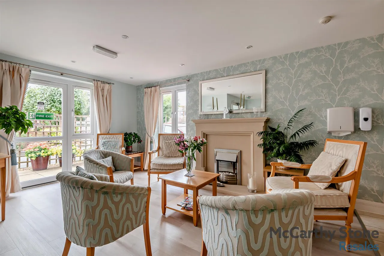 Hawthorn Road, Bognor Regis, PO21, photo 11