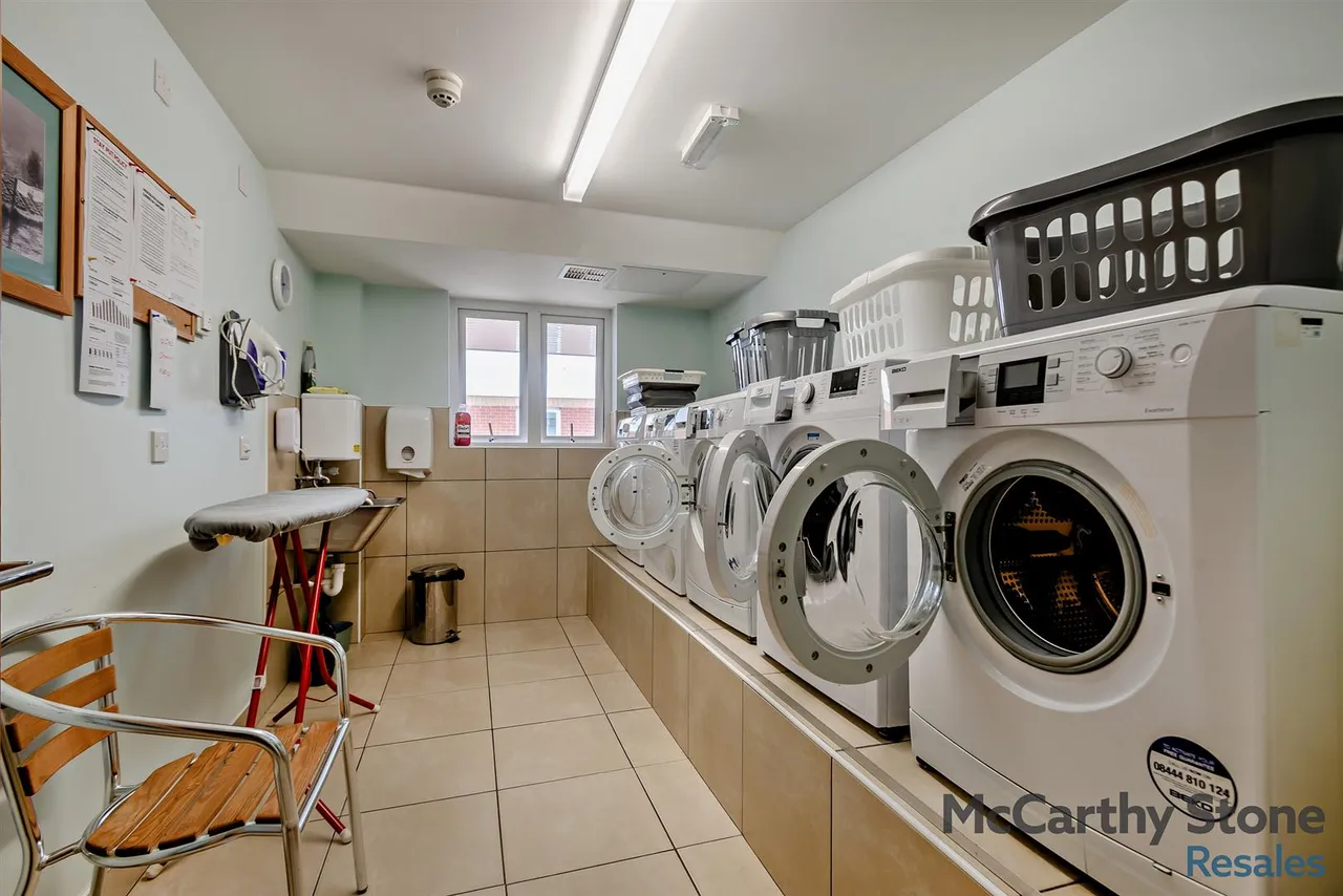 Hawthorn Road, Bognor Regis, PO21, photo 12
