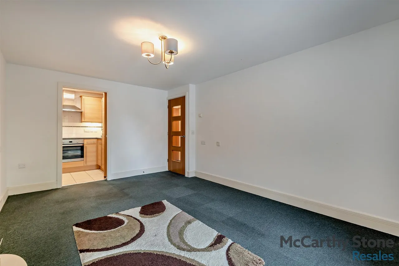 Hawthorn Road, Bognor Regis, PO21, photo 4