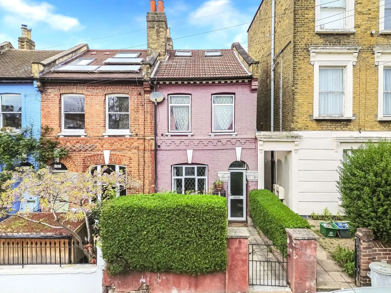 2 bed house for sale, Lambton Road, London, N19