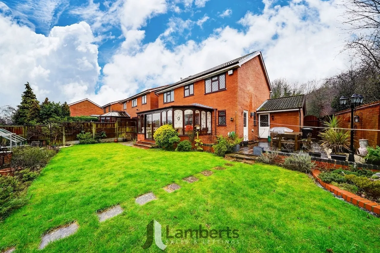 52 Hollowfields Close, Redditch, photo 32