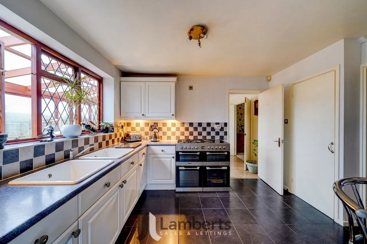 52 Hollowfields Close, Redditch, photo 15