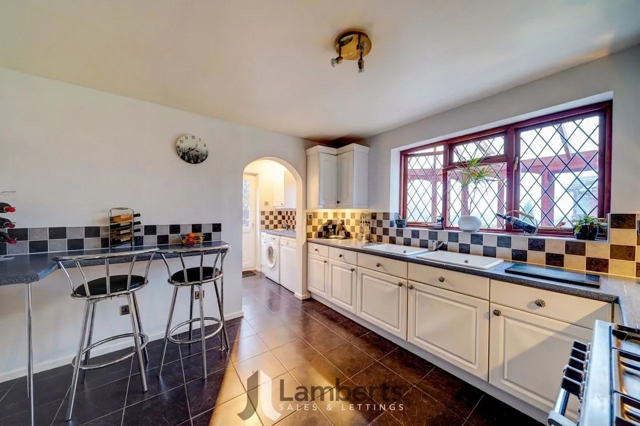 52 Hollowfields Close, Redditch, photo 11