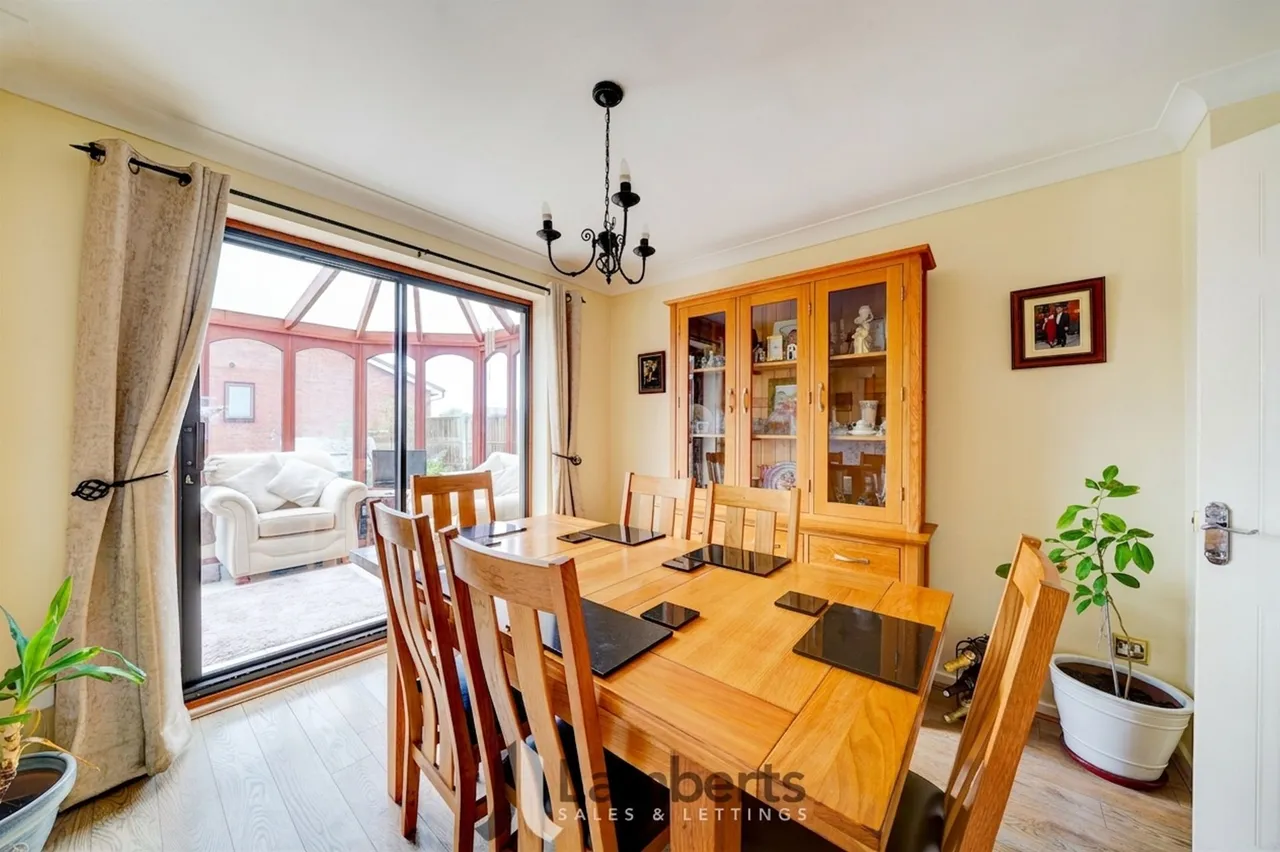 52 Hollowfields Close, Redditch, photo 10