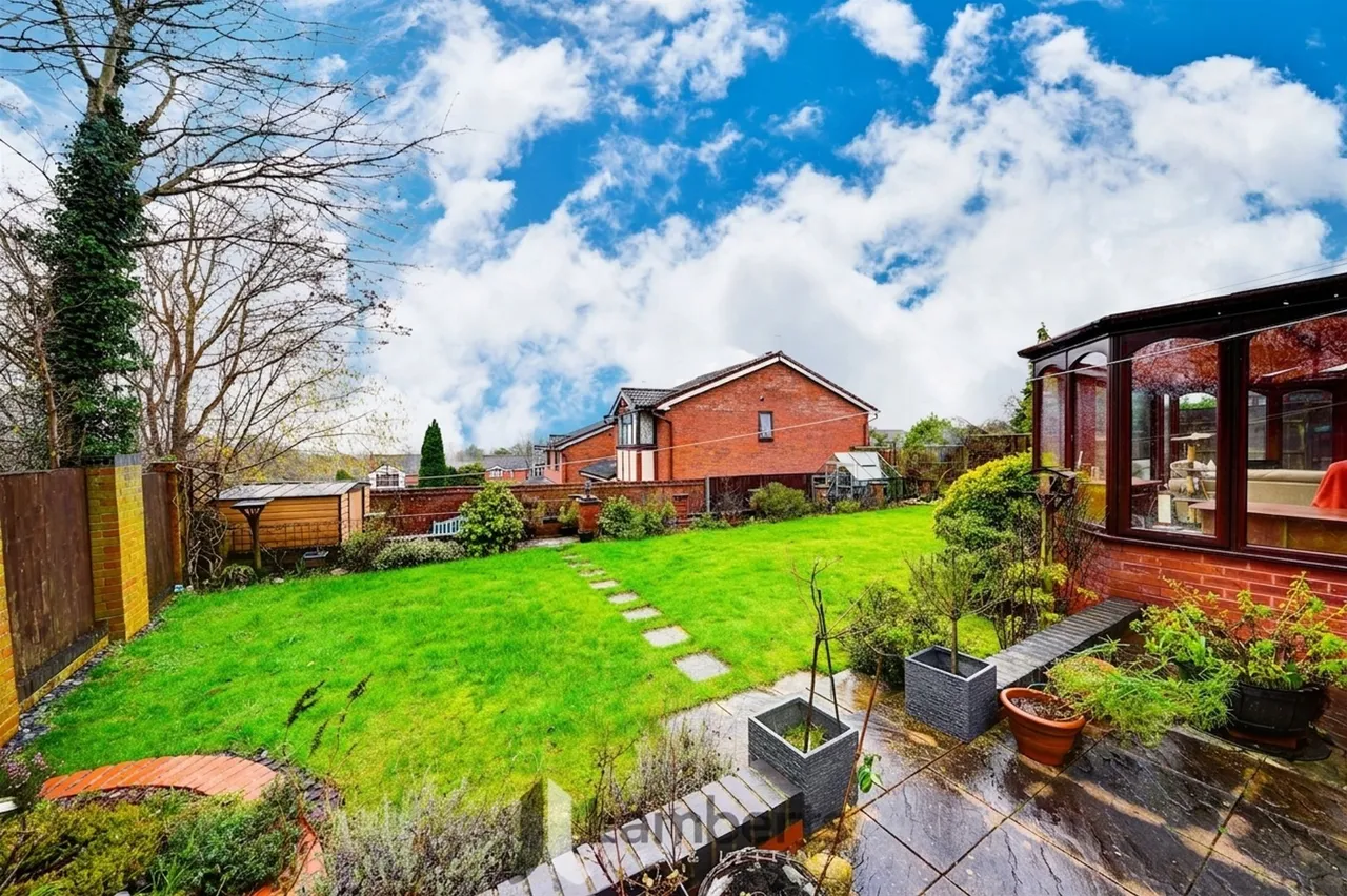 52 Hollowfields Close, Redditch, photo 31