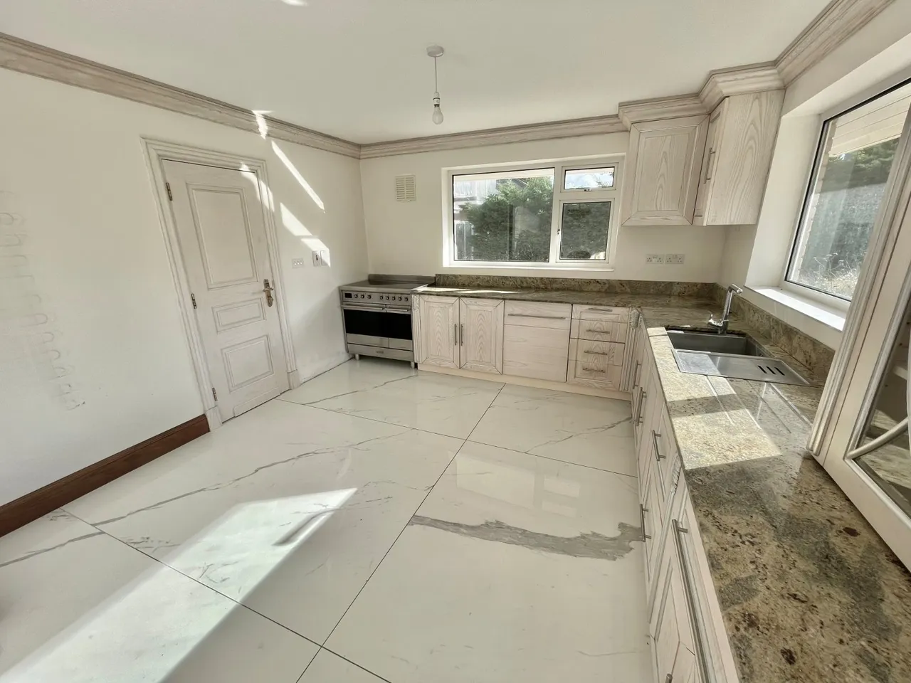 North Foreland Avenue, Broadstairs, CT10, photo 26