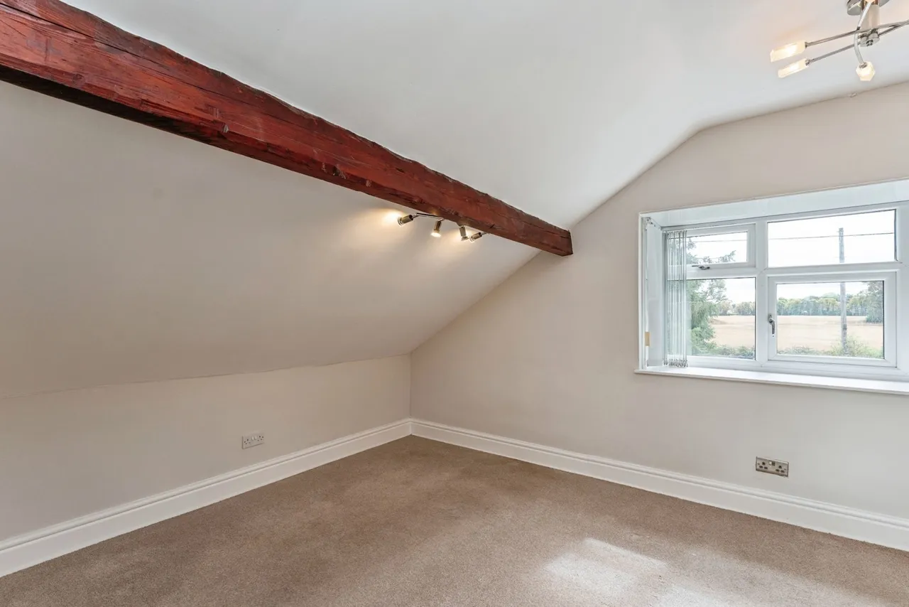 Upper Raby Road, Neston, CH64, photo 18